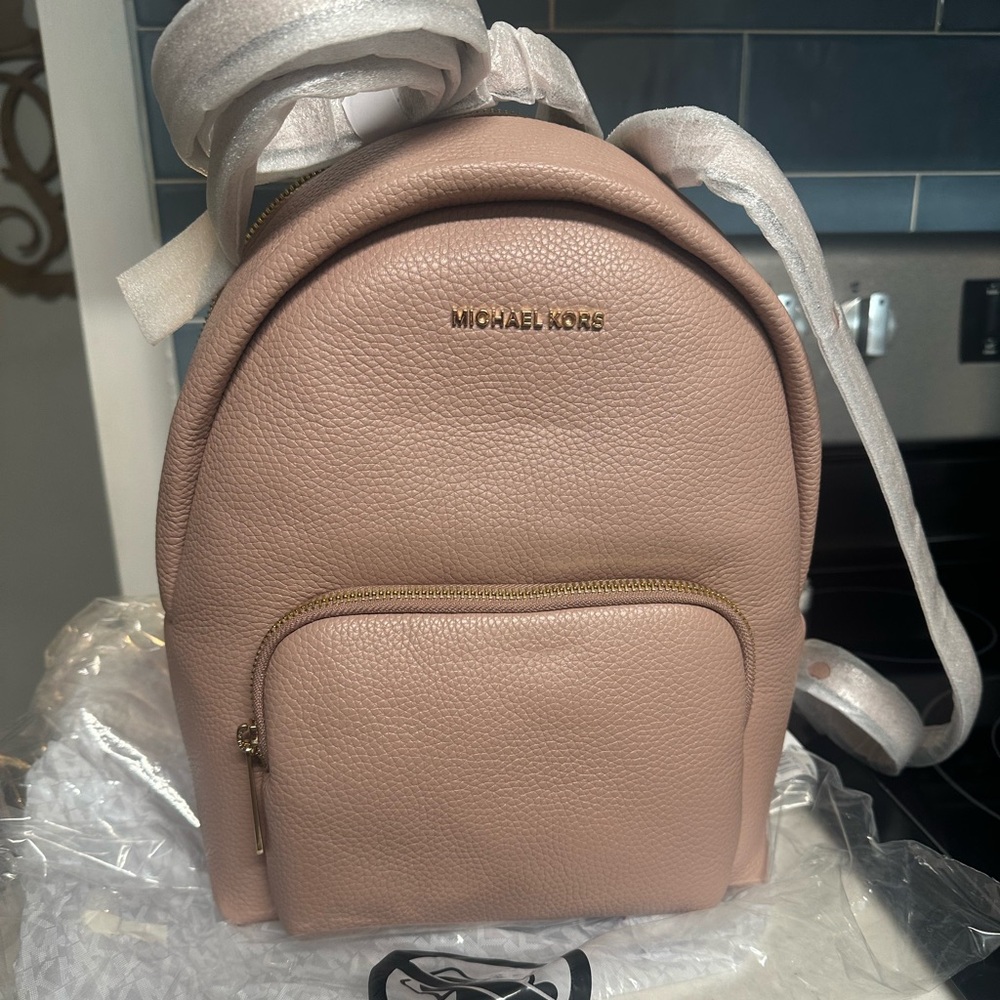 Michael Kors Erin Backpack (fawn)
